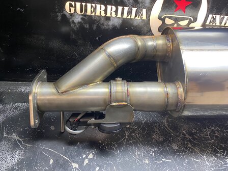 Guerrilla V-Series 2-in-1 Valved Muffler RAM 2019+, INCLUSIEF INSTALLATIE