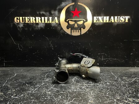 2015-2025 Renault Talisman 1.6&amp;1.8 custom fit single Guerrilla Bypass +Middendemper delete, EXCLUSIEF INSTALLATIE