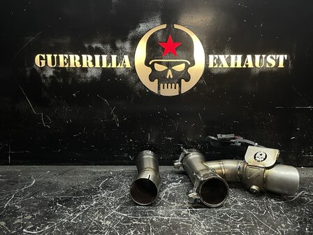 2015-2025 Renault Talisman 1.6&amp;1.8 custom fit single Guerrilla Bypass +Middendemper delete, EXCLUSIEF INSTALLATIE