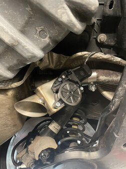 2015-2025 Renault Talisman 1.6&amp;1.8 custom fit single Guerrilla Bypass +Middendemper delete, EXCLUSIEF INSTALLATIE