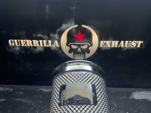 Audi RS6 C8 2019+ Guerrilla Revolution Euro-6 Catted Downpipes, EXCLUSIEF INSTALLATIE