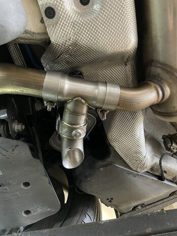 BMW 330E G20/G21 2019+ Guerrilla bypass