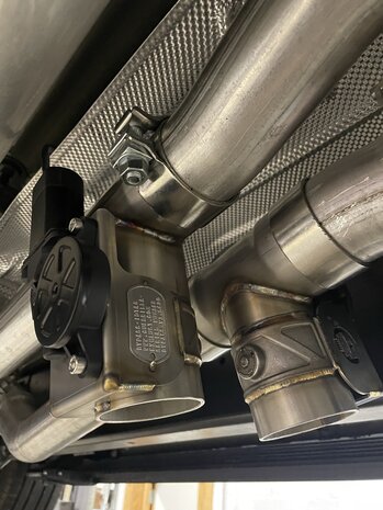 Dodge RAM 2025+ 3.0L i-6 Twin Turbo High-Output Hurricane custom fit dual Guerrilla Bypass, Inclusief Testpipe