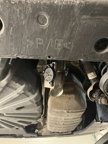 2015-2025 Renault Talisman 1.6&1.8 custom fit single Guerrilla Bypass +Middendemper delete, EXCLUSIEF INSTALLATIE