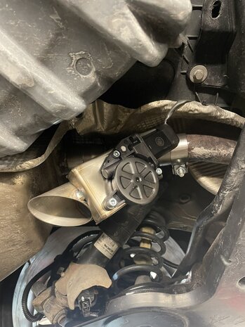 2015-2025 Renault Talisman 1.6&1.8 custom fit single Guerrilla Bypass +Middendemper delete, EXCLUSIEF INSTALLATIE